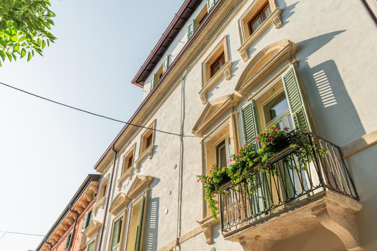 Domus Verona - Residenza Merici מראה חיצוני תמונה